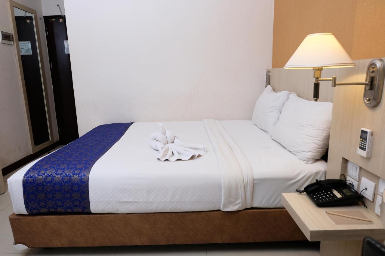 Rio City Hotel Палембанг Экстерьер фото