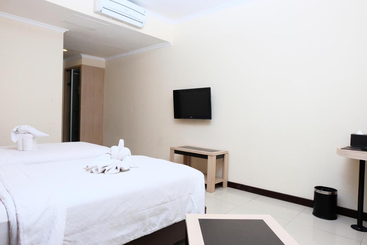 Rio City Hotel Палембанг Экстерьер фото