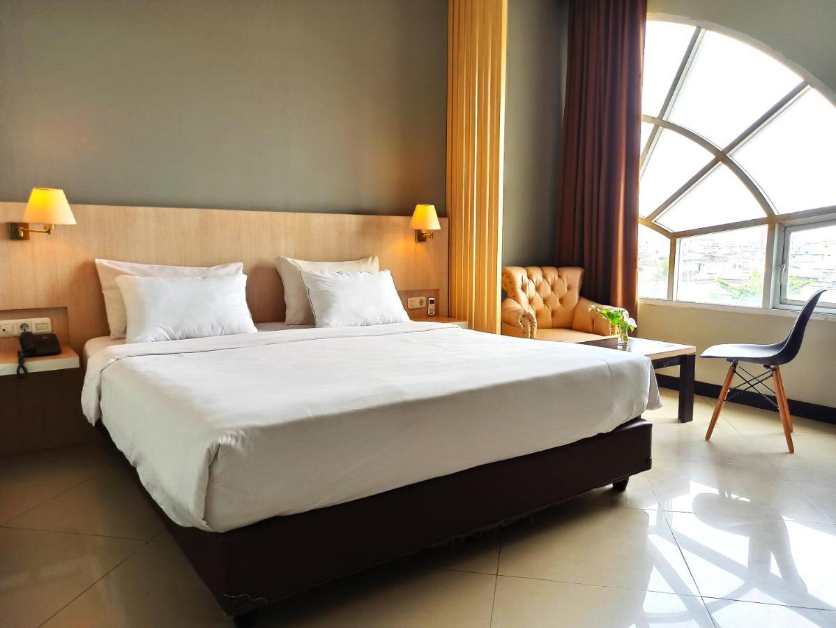 Rio City Hotel Палембанг Экстерьер фото